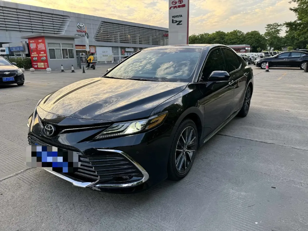 2021 Toyota Camry 2.5L 209HP L4 8AT,autocango,china used car exporter,china ev exporter,chinese used car exporter,chinese used ev exporter