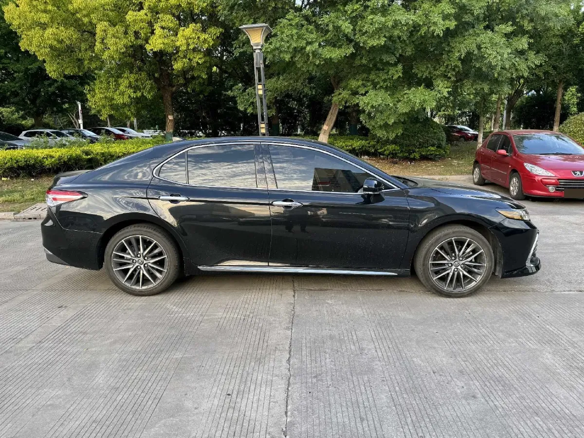 2021 Toyota Camry 2.5L 209HP L4 8AT,autocango,china used car exporter,china ev exporter,chinese used car exporter,chinese used ev exporter