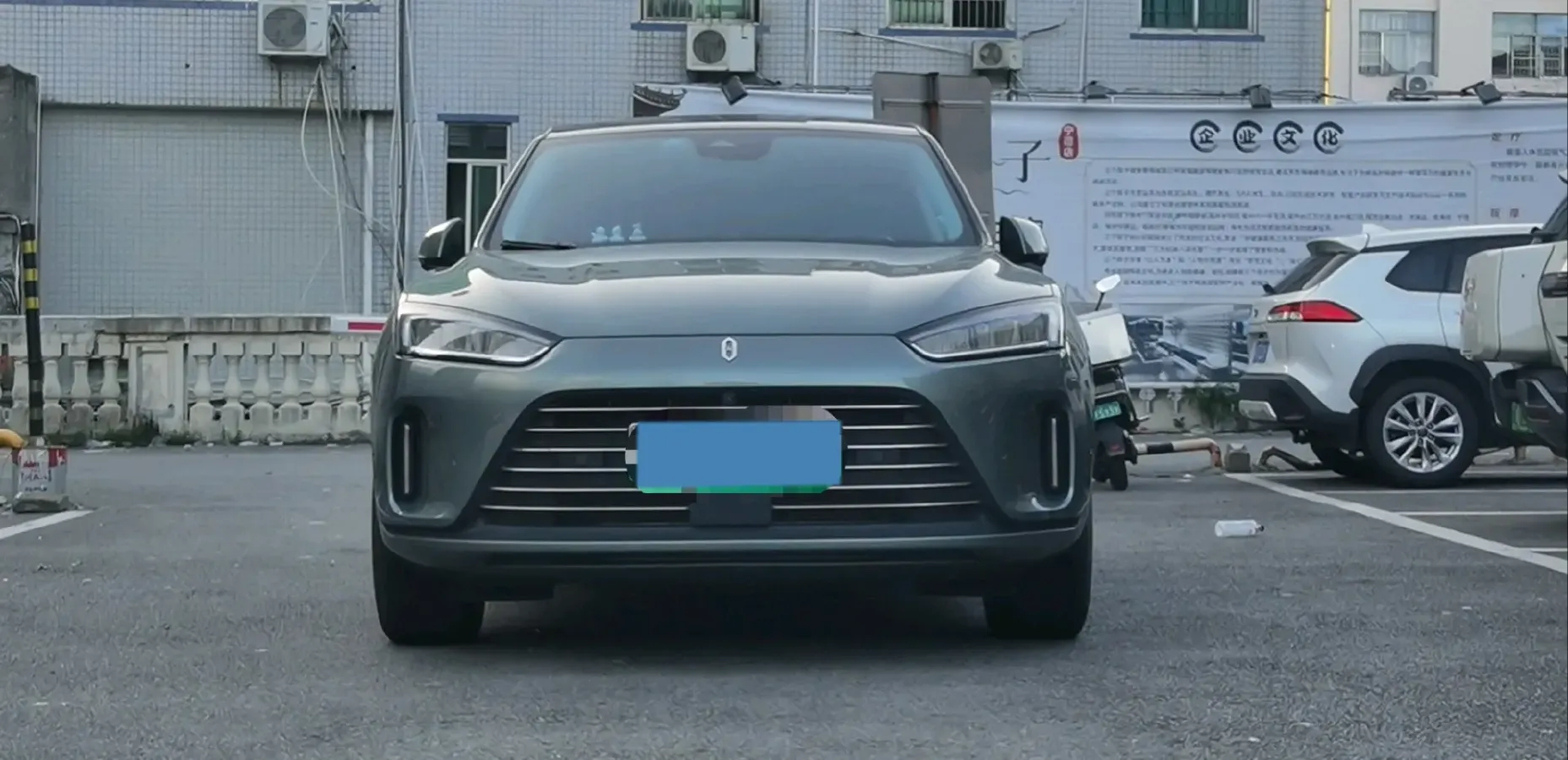 2022 JMC YuHu 7 2.0T 141HP L4 8AT,autocango,china used car exporter,china ev exporter,chinese used car exporter,chinese used ev exporter