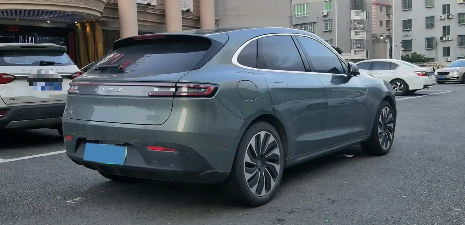 2022 JMC YuHu 7 2.0T 141HP L4 8AT,autocango,china used car exporter,china ev exporter,chinese used car exporter,chinese used ev exporter