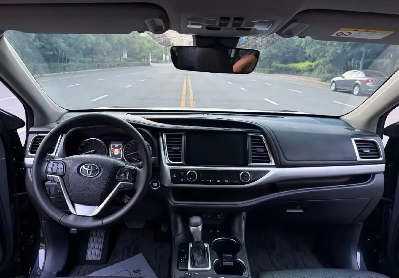 2019 HanTeng V7 1.5T 156HP L4 6AT,autocango,china used car exporter,china ev exporter,chinese used car exporter,chinese used ev exporter