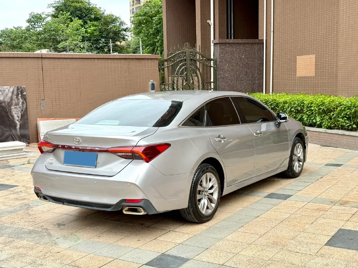 2019 Toyota Avalon 2.0L 178HP L4 CVT,autocango,china used car exporter,china ev exporter,chinese used car exporter,chinese used ev exporter
