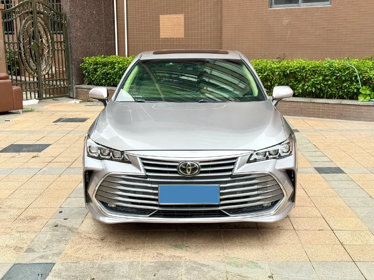 2019 Toyota Avalon 2.0L 178HP L4 CVT,autocango,china used car exporter,china ev exporter,chinese used car exporter,chinese used ev exporter