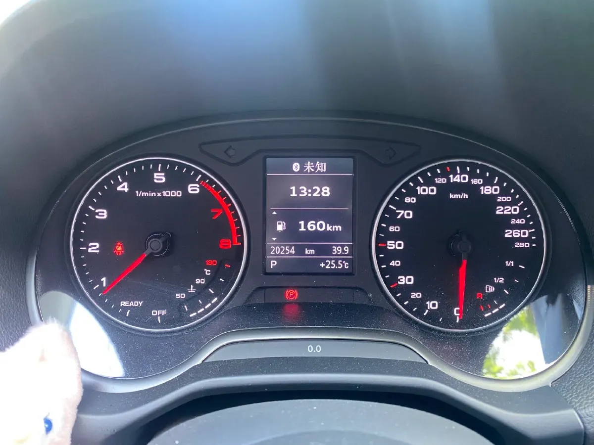 2022 Audi Q2L 1.4T 150HP L4 7DCT,autocango,china used car exporter,china ev exporter,chinese used car exporter,chinese used ev exporter
