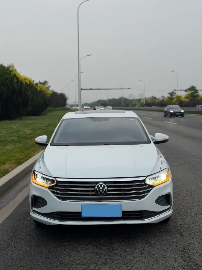 2023 Volkswagen Lavida 1.5L 113HP L4 6AT,autocango,china used car exporter,china ev exporter,chinese used car exporter,chinese used ev exporter