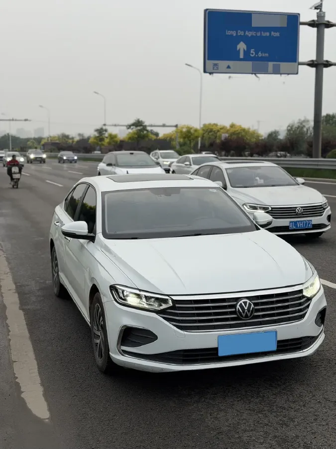 2023 Volkswagen Lavida 1.5L 113HP L4 6AT,autocango,china used car exporter,china ev exporter,chinese used car exporter,chinese used ev exporter