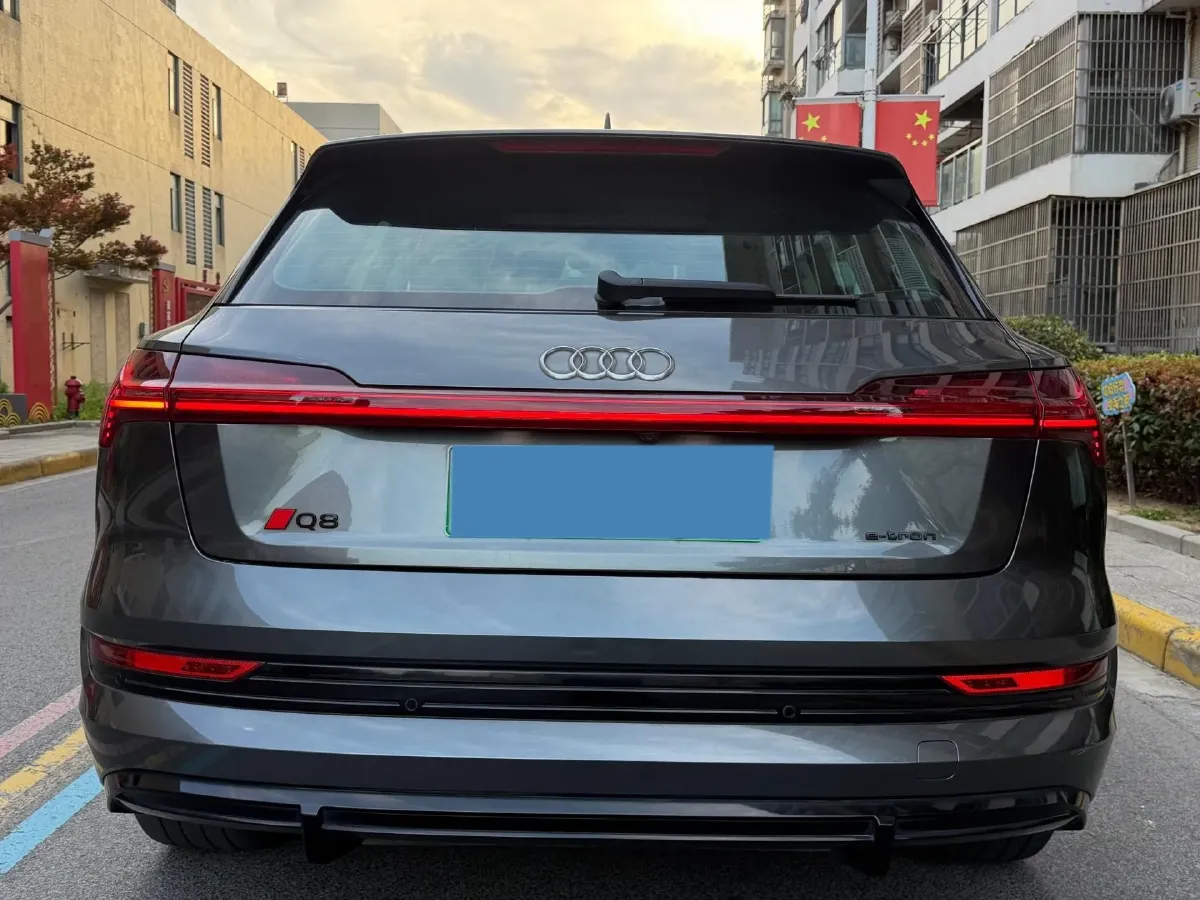 2021 Audi e-tron BEV 96.7KWH,autocango,china used car exporter,china ev exporter,chinese used car exporter,chinese used ev exporter