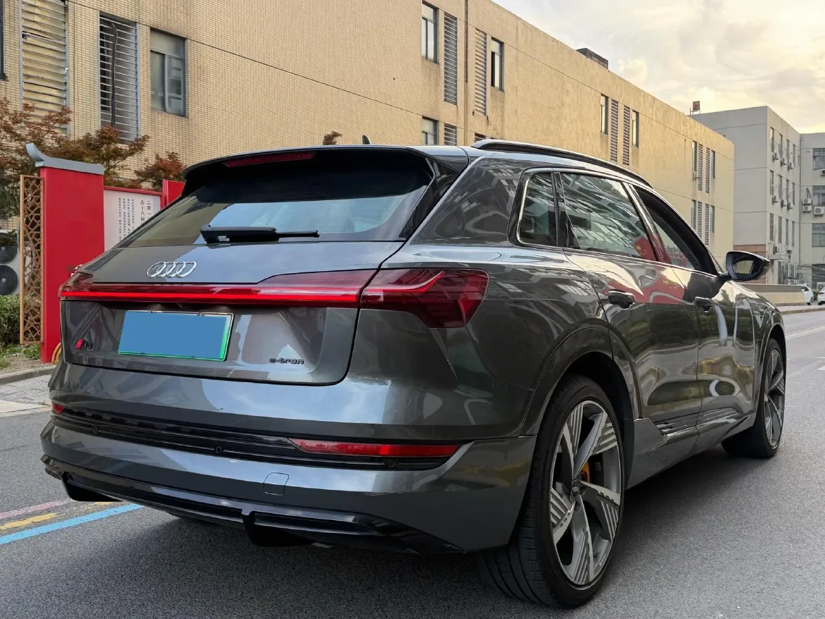 2021 Audi e-tron BEV 96.7KWH,autocango,china used car exporter,china ev exporter,chinese used car exporter,chinese used ev exporter