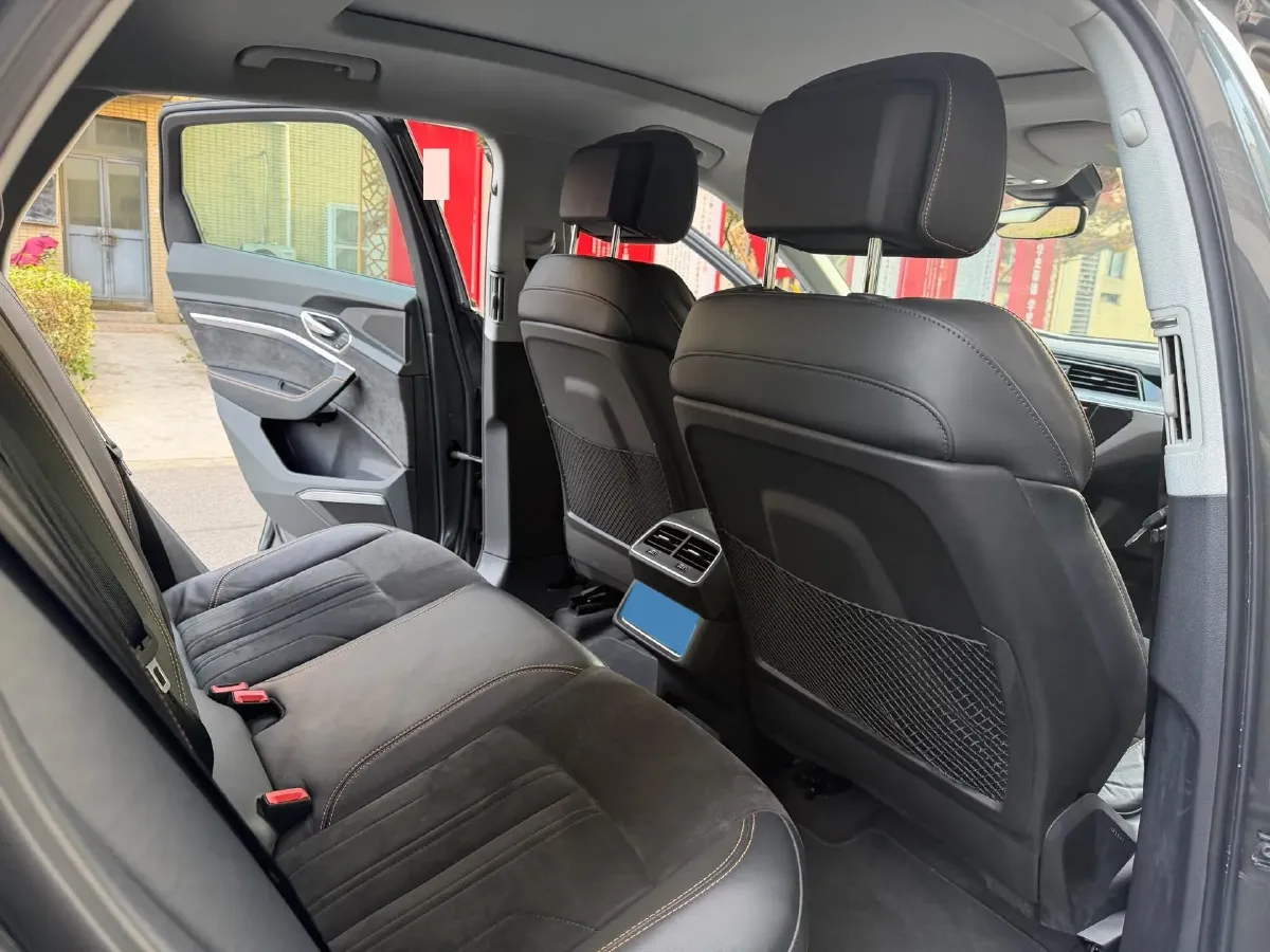 2021 Audi e-tron BEV 96.7KWH,autocango,china used car exporter,china ev exporter,chinese used car exporter,chinese used ev exporter