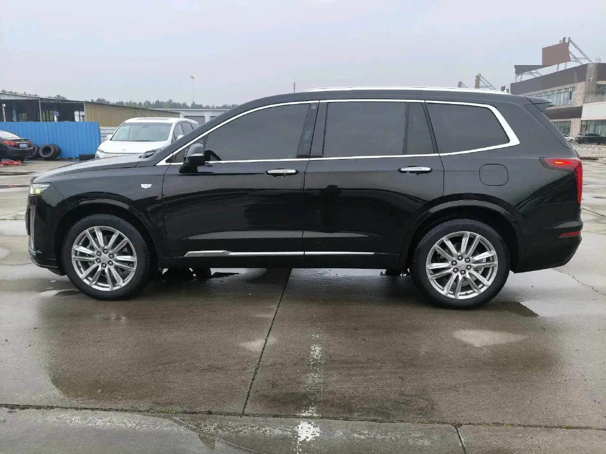2022 Cadillac XT6 2.0T 237HP L4 9AT,autocango,china used car exporter,china ev exporter,chinese used car exporter,chinese used ev exporter