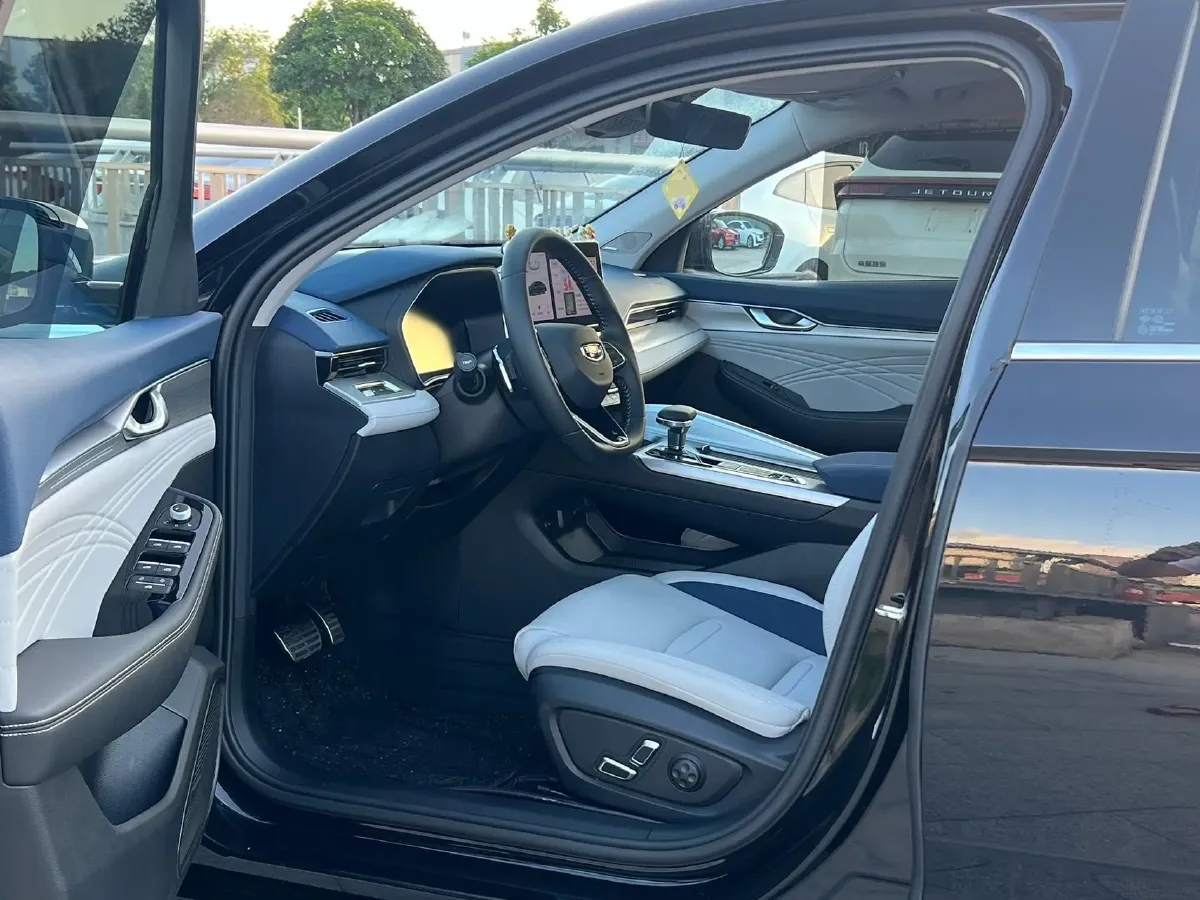 2023 Geely Preface 2.0T 190HP L4 7DCT,autocango,china used car exporter,china ev exporter,chinese used car exporter,chinese used ev exporter