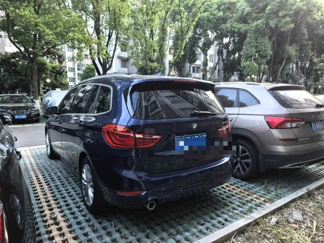 2019 BMW 2 Series SUV 1.5T 140HP L3 7DCT,autocango,china used car exporter,china ev exporter,chinese used car exporter,chinese used ev exporter