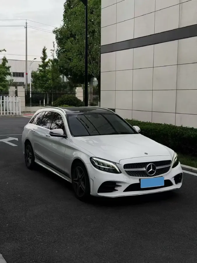 2020 Mercedes-Benz C Class 1.5T 184HP L4 9AT,autocango,china used car exporter,china ev exporter,chinese used car exporter,chinese used ev exporter
