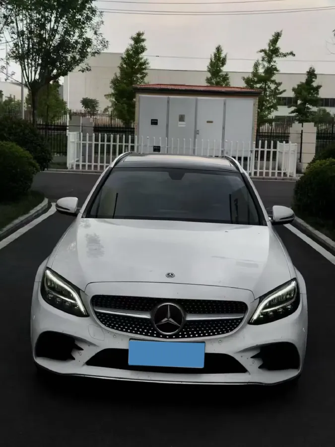 2020 Mercedes-Benz C Class 1.5T 184HP L4 9AT,autocango,china used car exporter,china ev exporter,chinese used car exporter,chinese used ev exporter