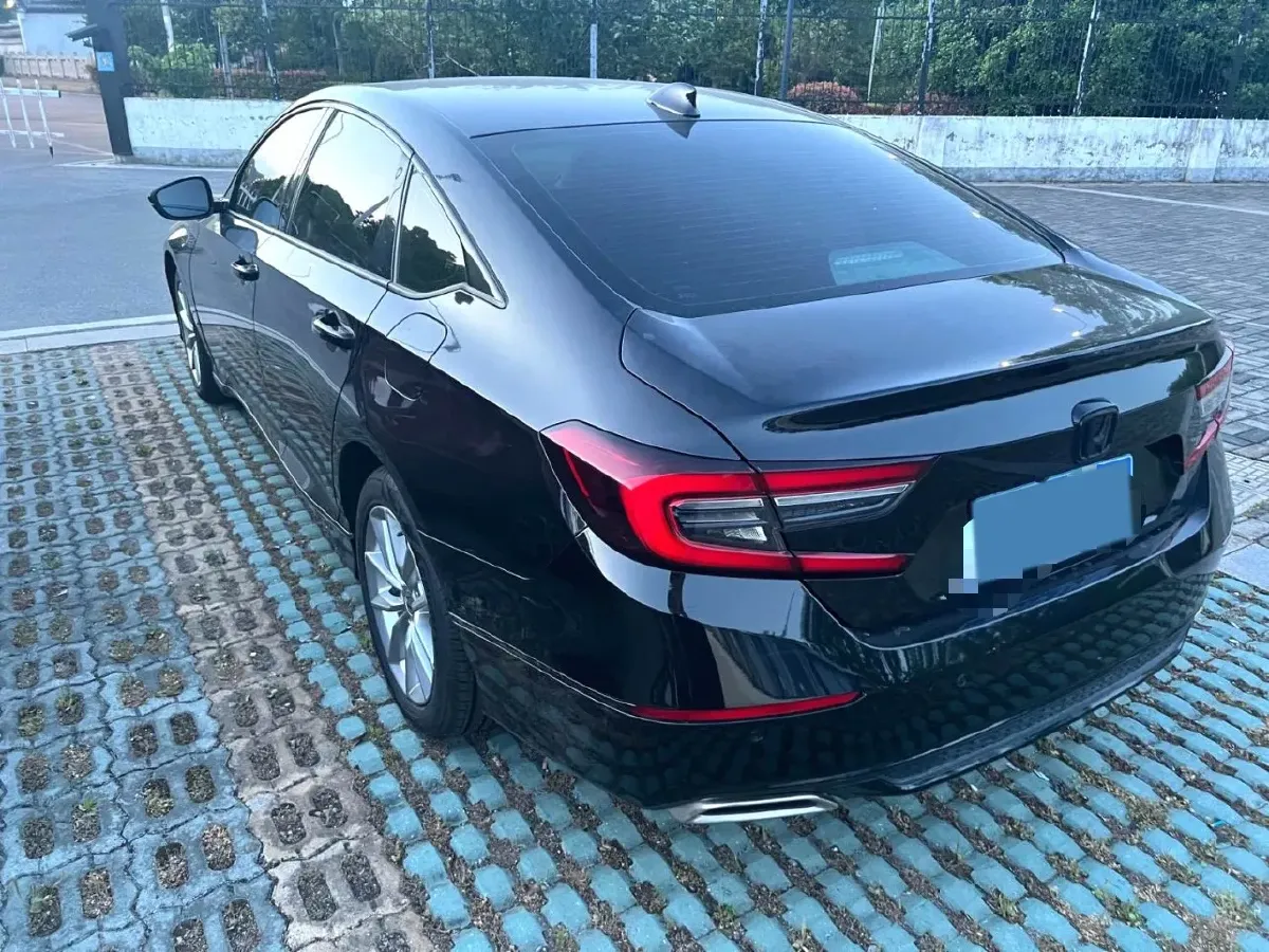 2021 Honda Accord 1.5T 194HP L4 CVT,autocango,china used car exporter,china ev exporter,chinese used car exporter,chinese used ev exporter