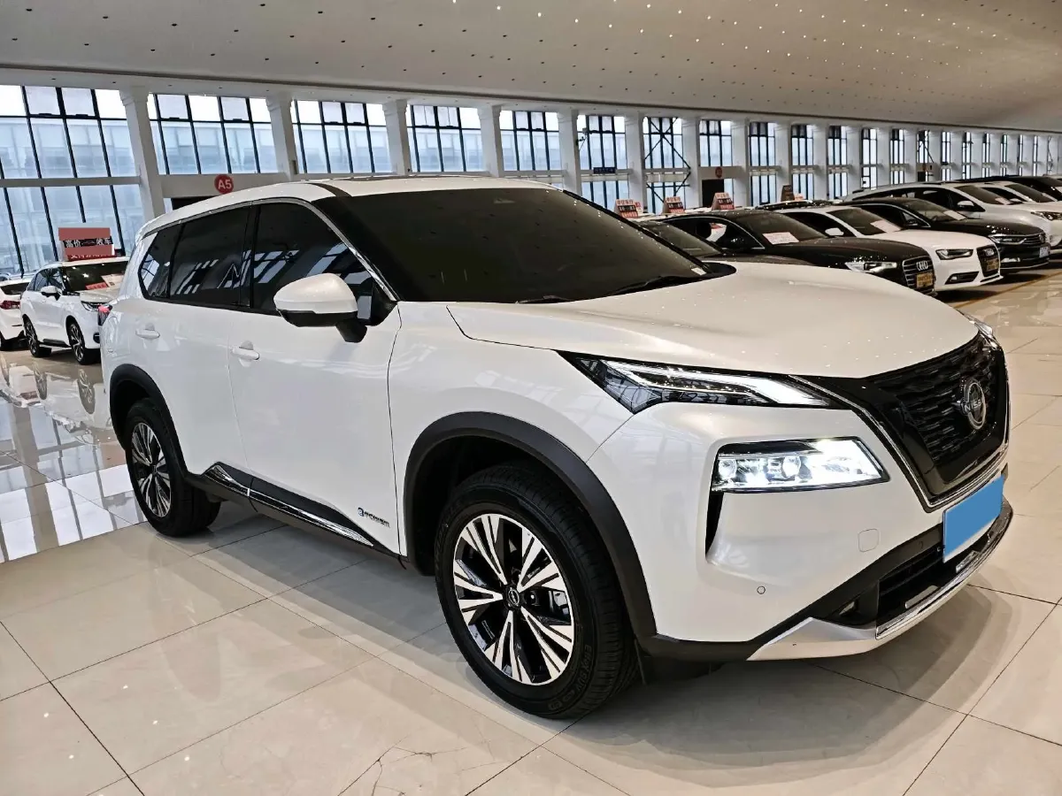 2023 Nissan X-Trail 1.5T 144HP L3 Hybrid,autocango,china used car exporter,china ev exporter,chinese used car exporter,chinese used ev exporter