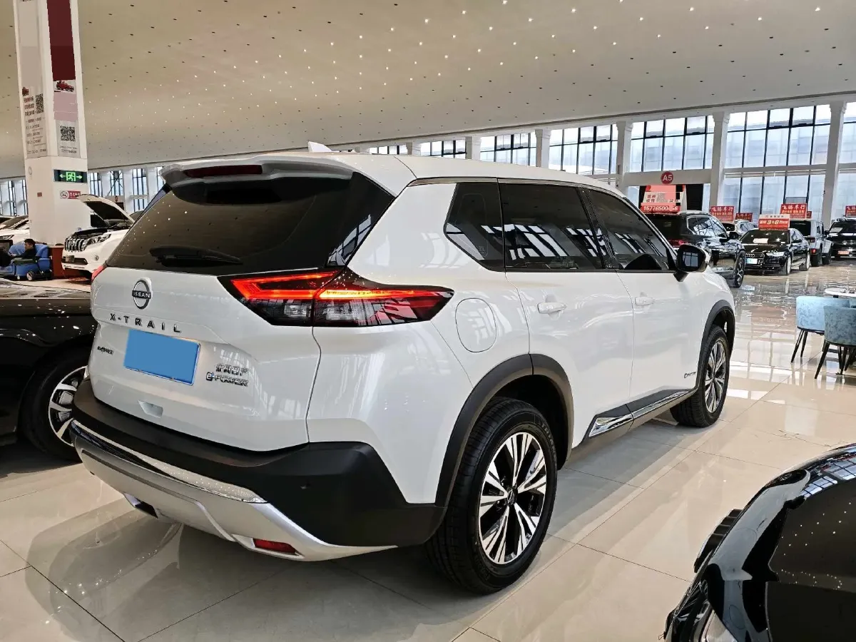 2023 Nissan X-Trail 1.5T 144HP L3 Hybrid,autocango,china used car exporter,china ev exporter,chinese used car exporter,chinese used ev exporter