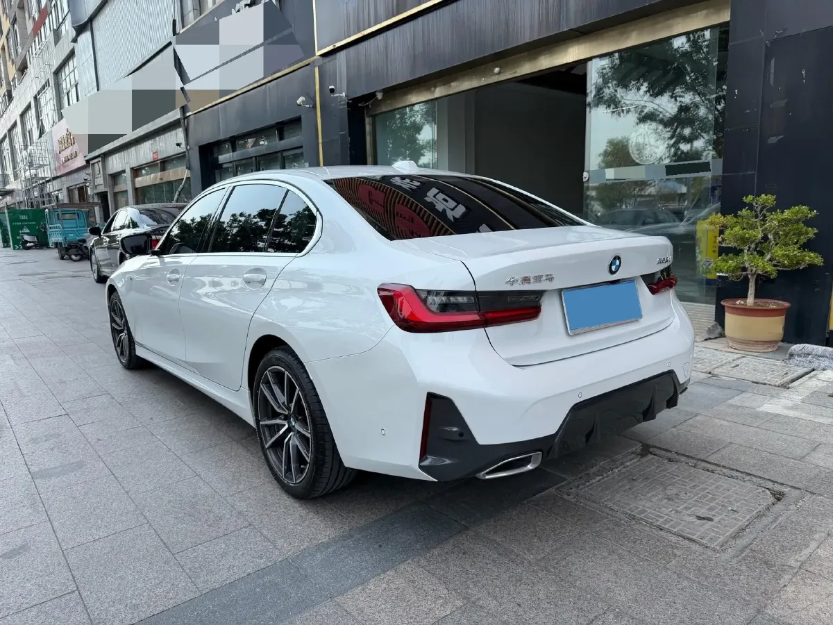 2024 BMW 3 Series 2.0T 184HP L4 8AT,autocango,china used car exporter,china ev exporter,chinese used car exporter,chinese used ev exporter