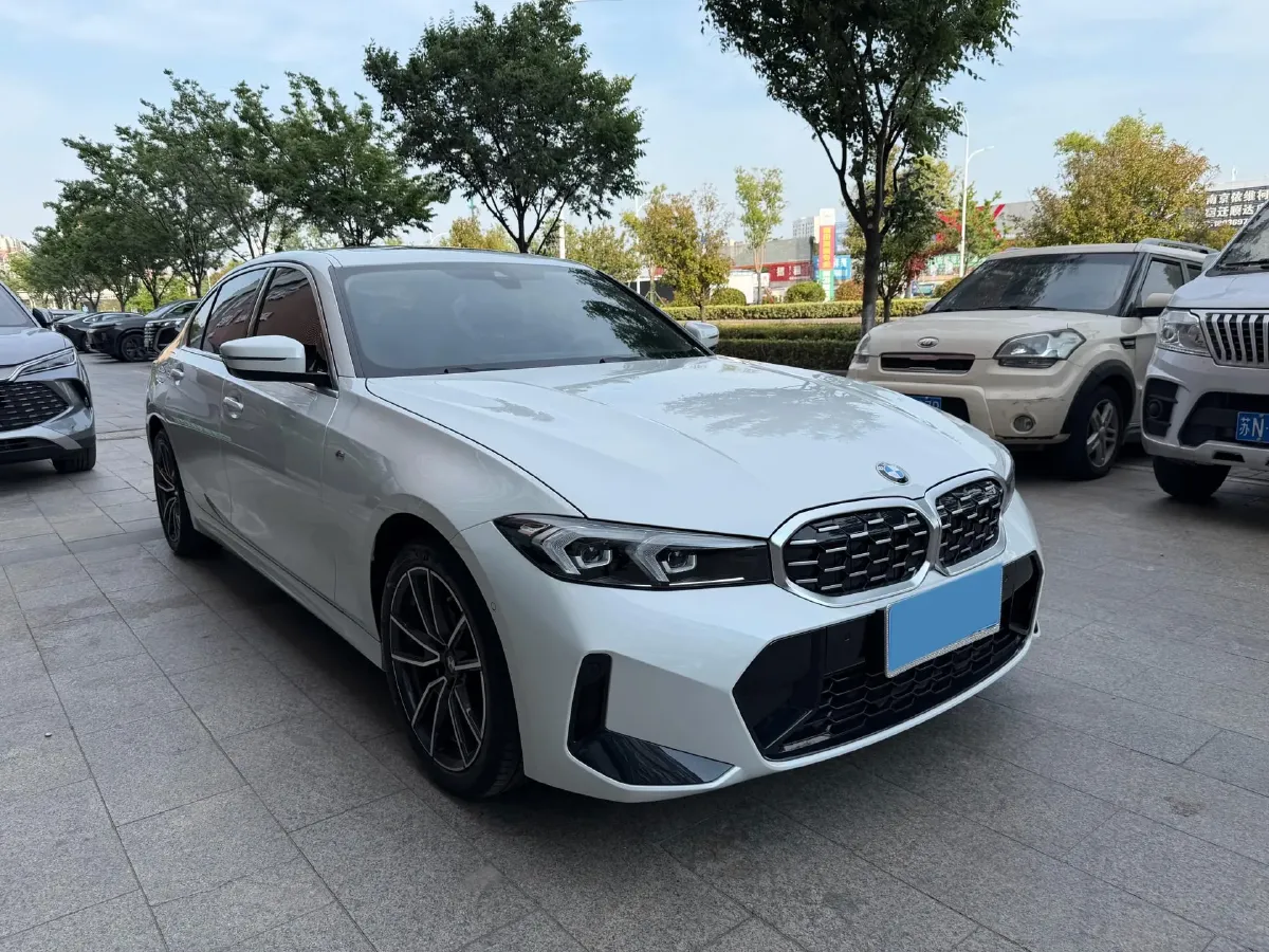 2024 BMW 3 Series 2.0T 184HP L4 8AT,autocango,china used car exporter,china ev exporter,chinese used car exporter,chinese used ev exporter
