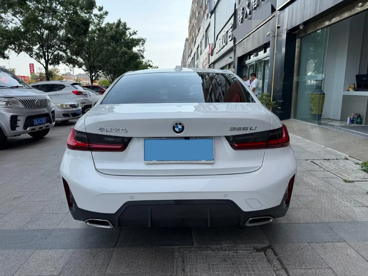 2024 BMW 3 Series 2.0T 184HP L4 8AT,autocango,china used car exporter,china ev exporter,chinese used car exporter,chinese used ev exporter