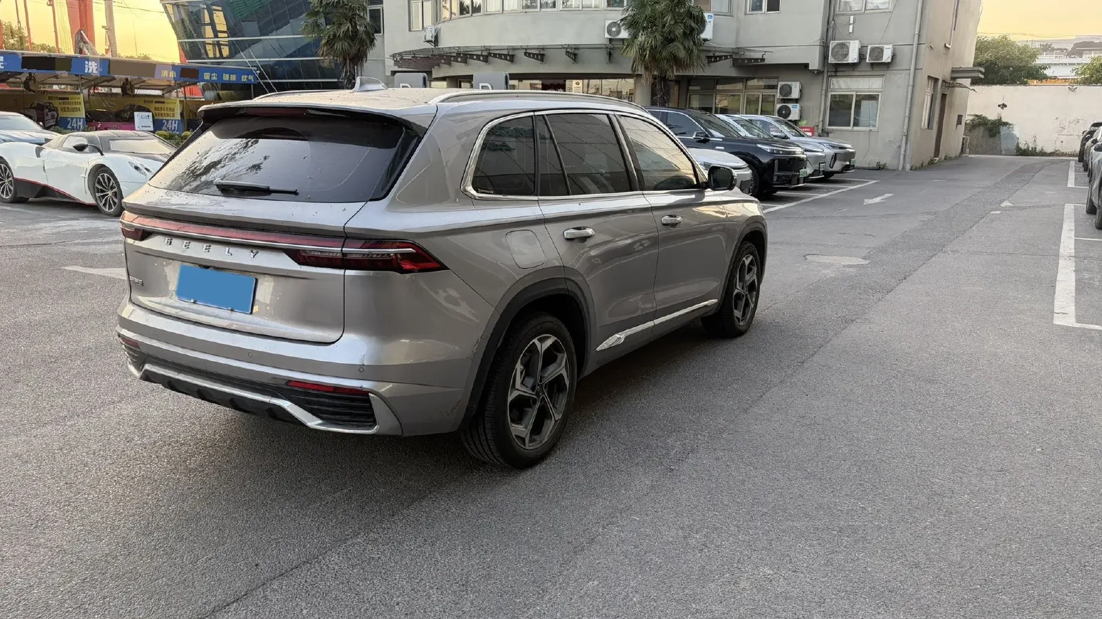 2024 Geely Monjaro 2.0T 218HP L4 7DCT,autocango,china used car exporter,china ev exporter,chinese used car exporter,chinese used ev exporter