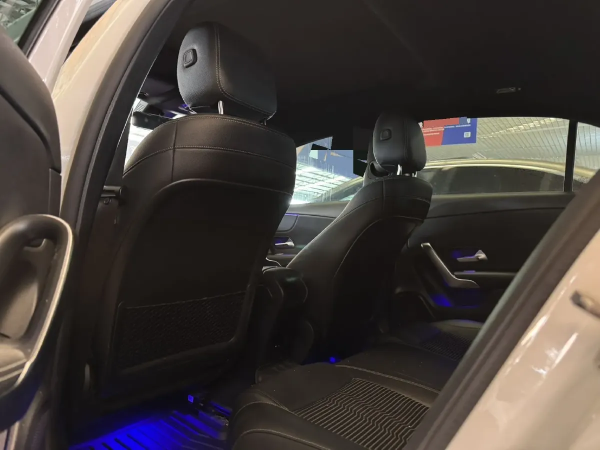 2021 Mercedes-Benz A Class 1.3T 163HP L4 7DCT,autocango,china used car exporter,china ev exporter,chinese used car exporter,chinese used ev exporter