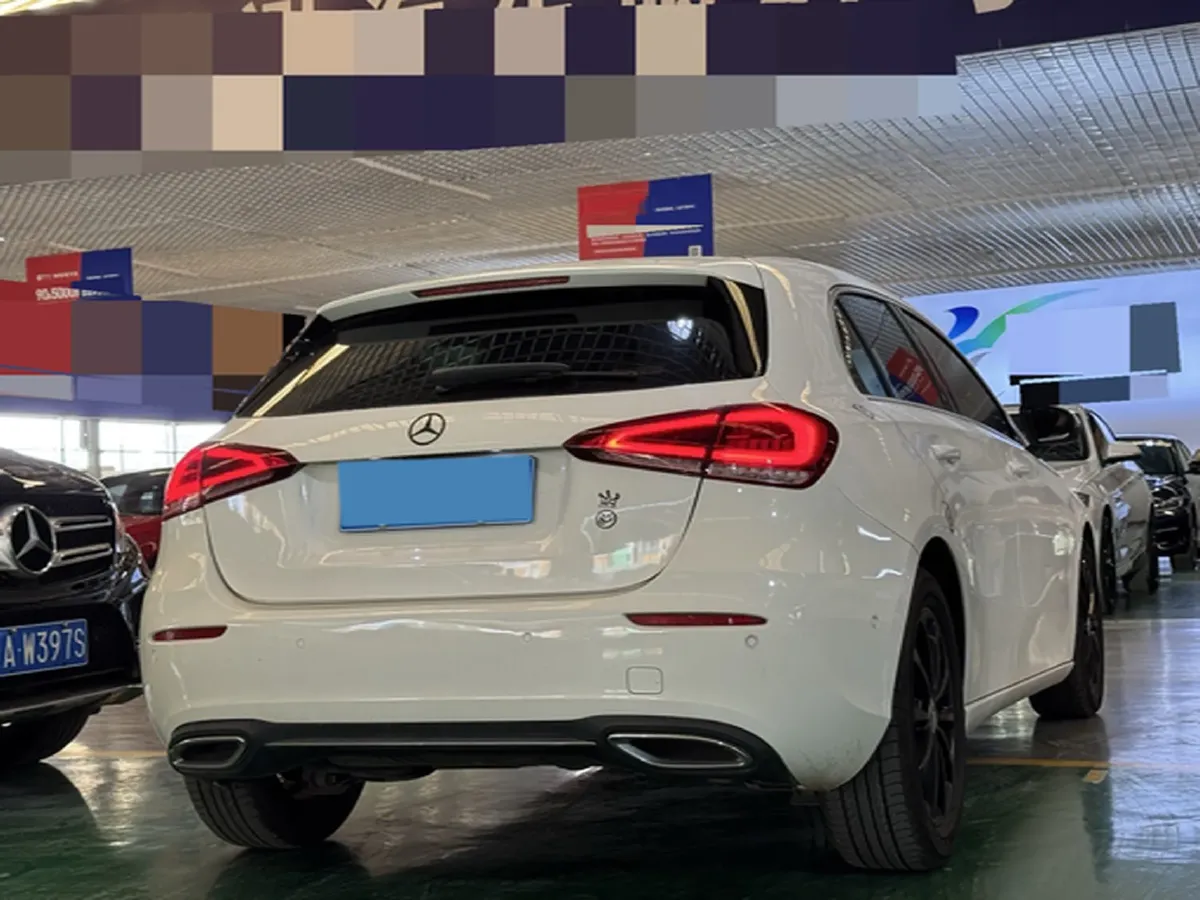 2021 Mercedes-Benz A Class 1.3T 163HP L4 7DCT,autocango,china used car exporter,china ev exporter,chinese used car exporter,chinese used ev exporter