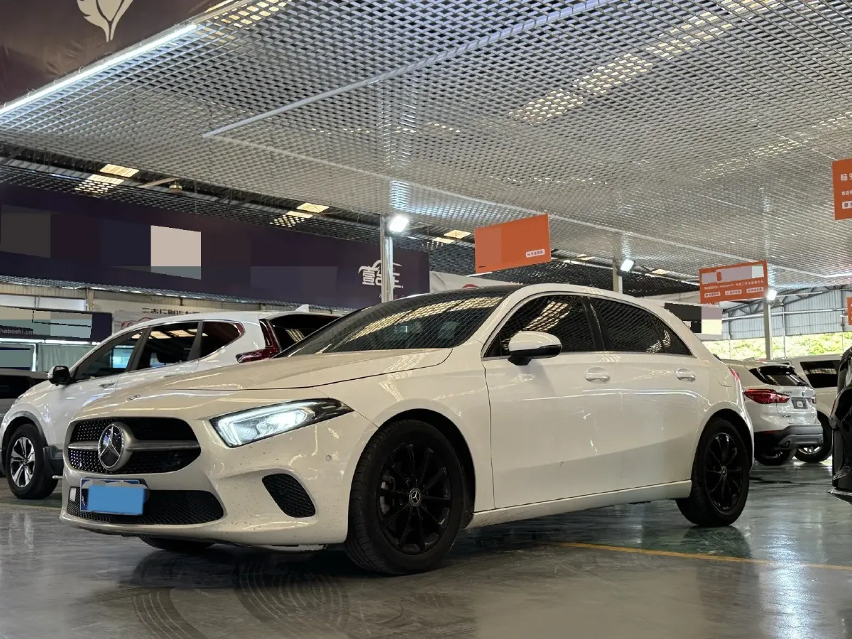 2021 Mercedes-Benz A Class 1.3T 163HP L4 7DCT,autocango,china used car exporter,china ev exporter,chinese used car exporter,chinese used ev exporter