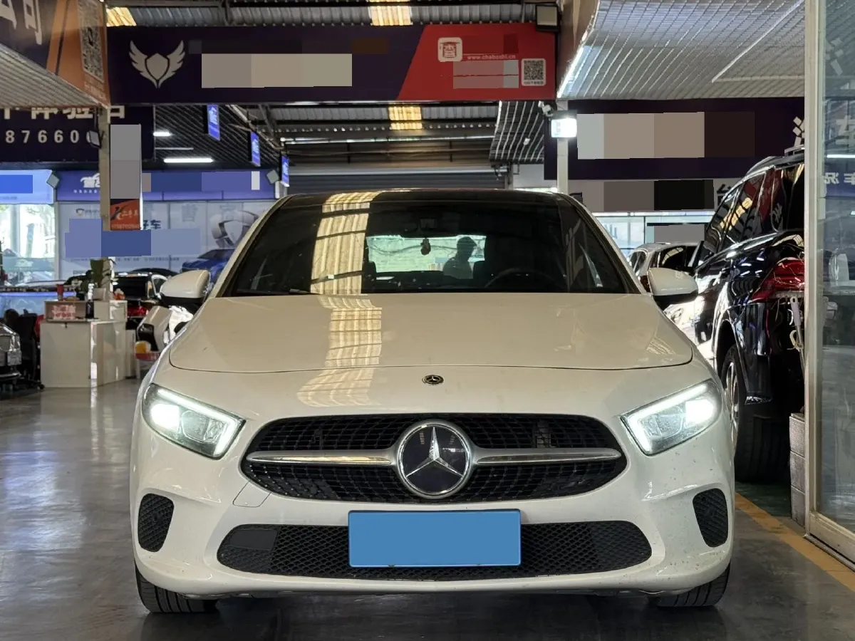 2021 Mercedes-Benz A Class 1.3T 163HP L4 7DCT,autocango,china used car exporter,china ev exporter,chinese used car exporter,chinese used ev exporter