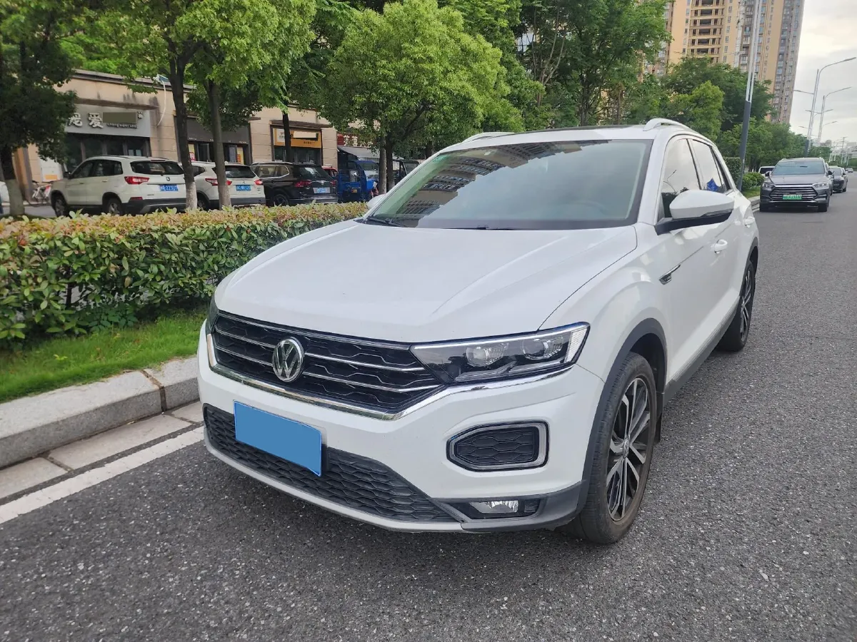 2019 Volkswagen T-Roc 1.4T 150HP L4 7DCT,autocango,china used car exporter,china ev exporter,chinese used car exporter,chinese used ev exporter