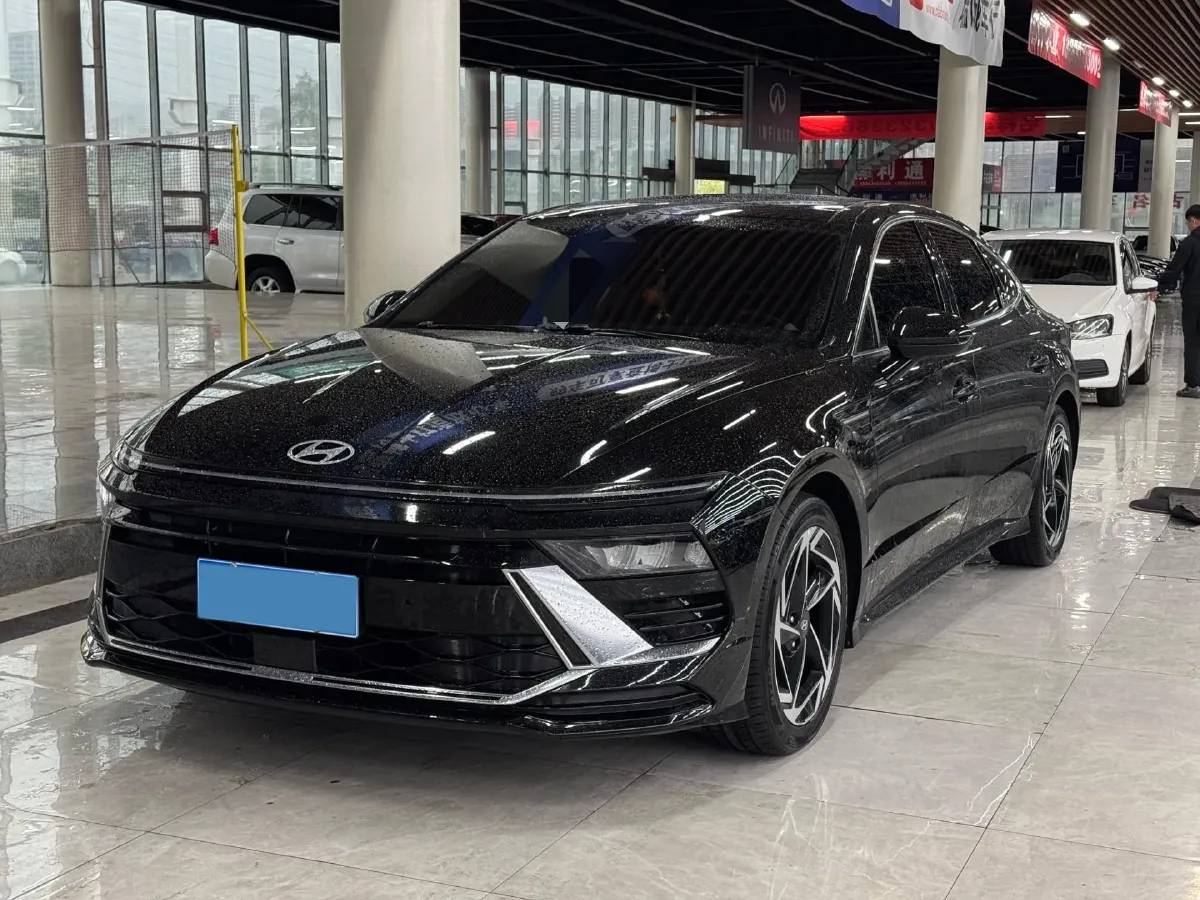 2024 Hyundai Sonata 1.5T 170HP L4 8AT,autocango,china used car exporter,china ev exporter,chinese used car exporter,chinese used ev exporter