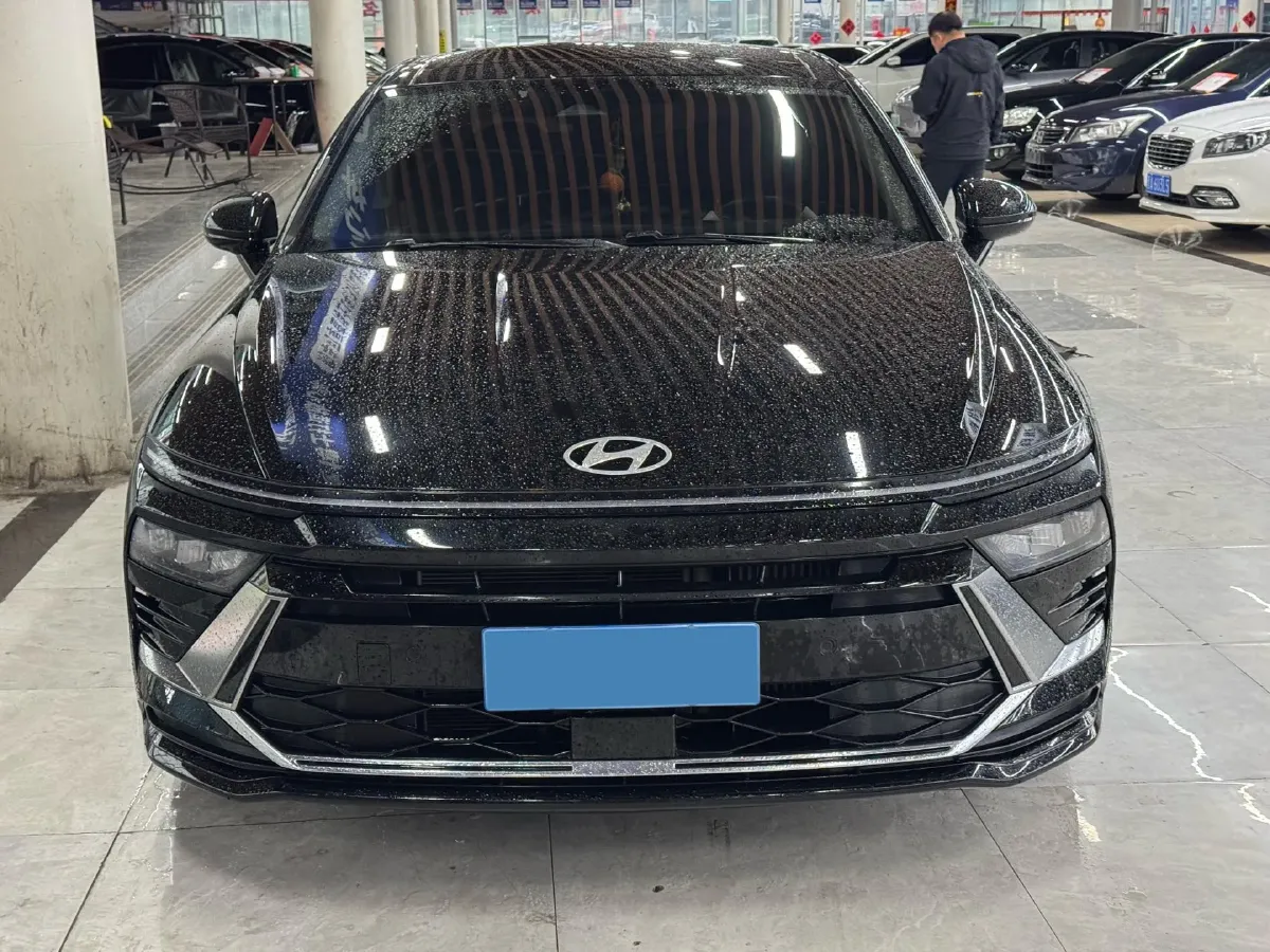 2024 Hyundai Sonata 1.5T 170HP L4 8AT,autocango,china used car exporter,china ev exporter,chinese used car exporter,chinese used ev exporter