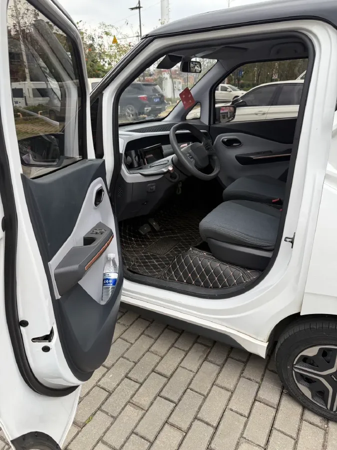 2021 WuLing Nano EV BEV 28KWH,autocango,china used car exporter,china ev exporter,chinese used car exporter,chinese used ev exporter