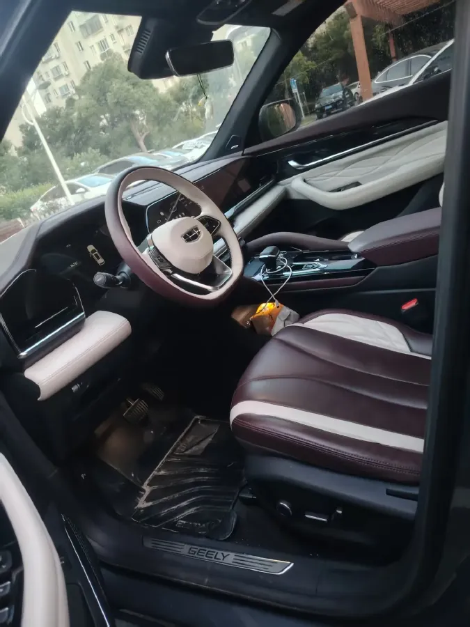 2021 Geely Monjaro 2.0T 218HP L4 7DCT,autocango,china used car exporter,china ev exporter,chinese used car exporter,chinese used ev exporter