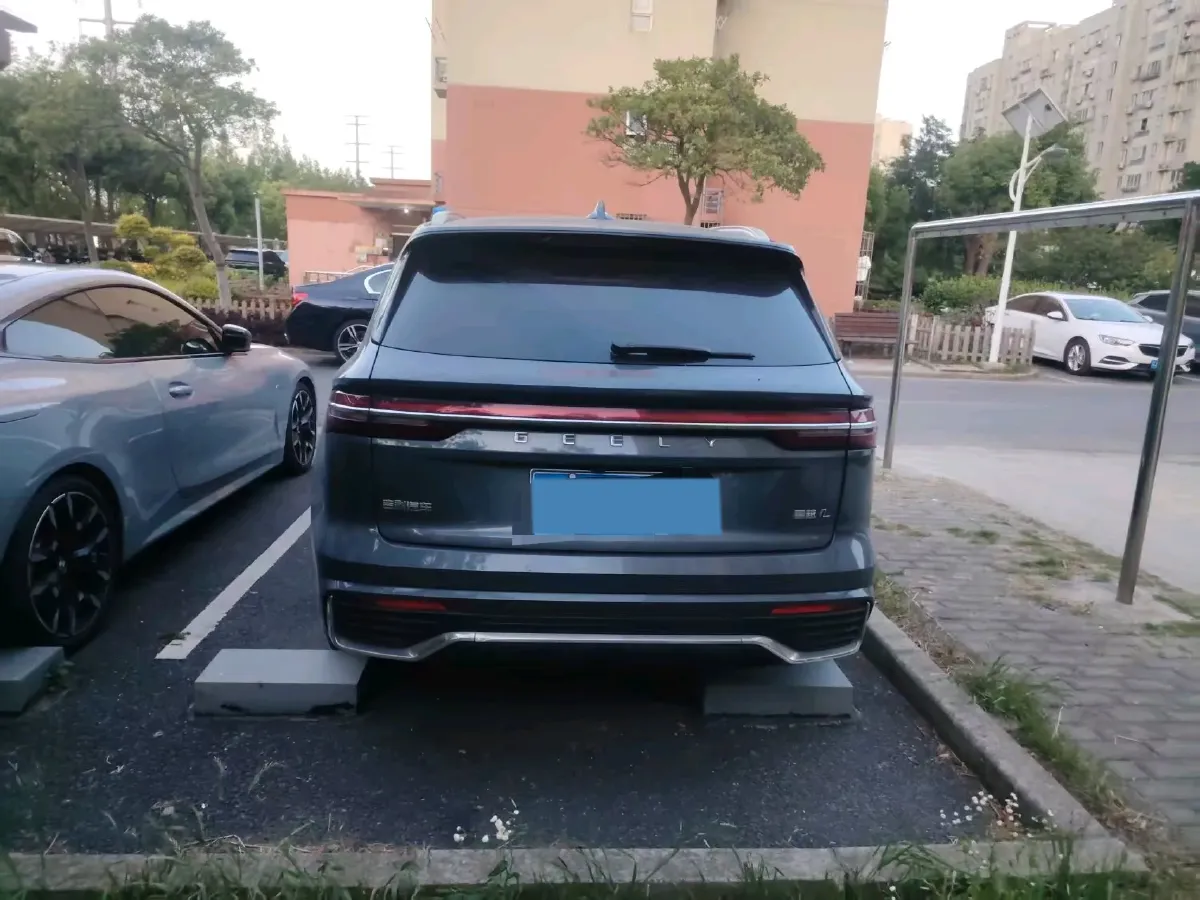 2021 Geely Monjaro 2.0T 218HP L4 7DCT,autocango,china used car exporter,china ev exporter,chinese used car exporter,chinese used ev exporter