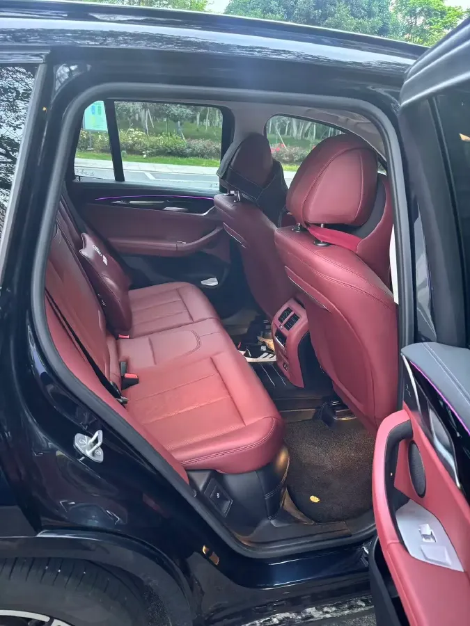 2022 BMW X3 2.0T 184HP L4 8AT,autocango,china used car exporter,china ev exporter,chinese used car exporter,chinese used ev exporter