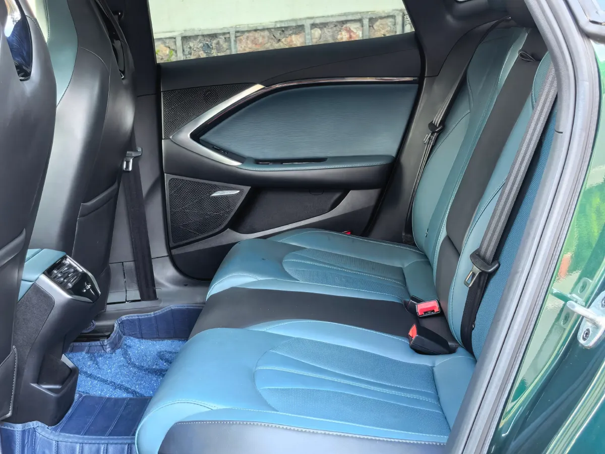2023 MG 7 1.5T 188HP L4 7DCT,autocango,china used car exporter,china ev exporter,chinese used car exporter,chinese used ev exporter