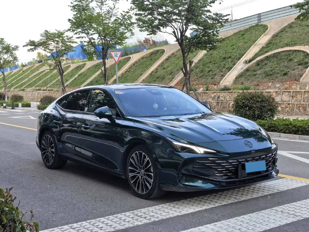 2023 MG 7 1.5T 188HP L4 7DCT,autocango,china used car exporter,china ev exporter,chinese used car exporter,chinese used ev exporter