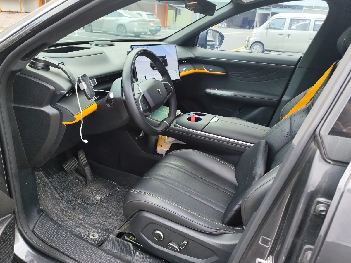 2024 Deepal S07 BEV 68.82KWH,autocango,china used car exporter,china ev exporter,chinese used car exporter,chinese used ev exporter
