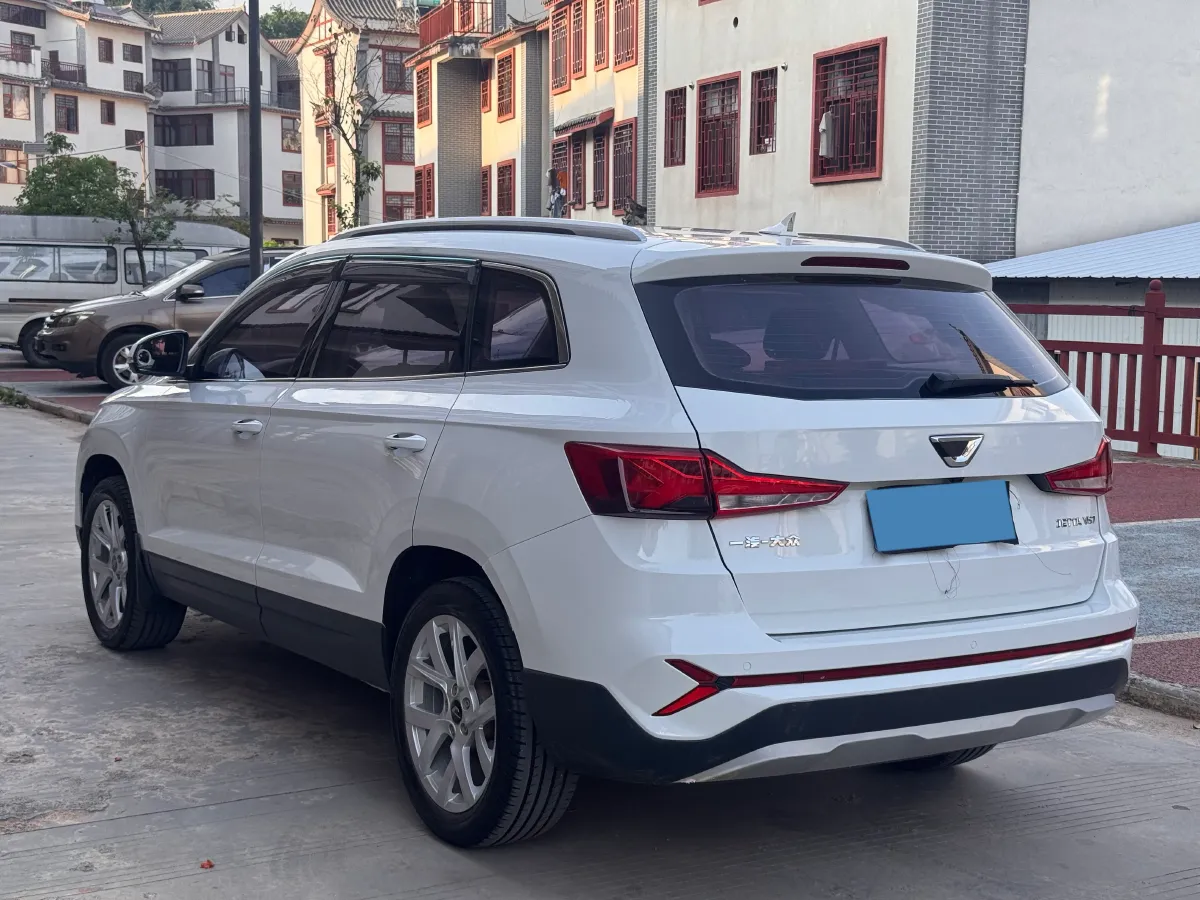 2022 Jetta VS7 1.4T 150HP L4 5MT,autocango,china used car exporter,china ev exporter,chinese used car exporter,chinese used ev exporter