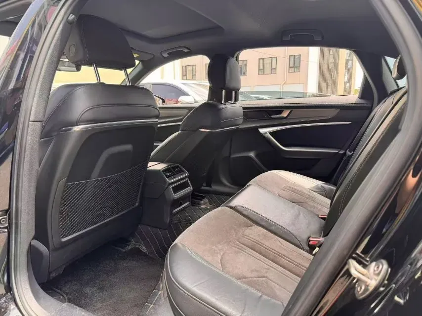 2020 Audi A6L 2.0T 190HP L4 7DCT,autocango,china used car exporter,china ev exporter,chinese used car exporter,chinese used ev exporter