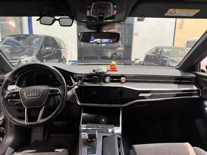 2020 Audi A6L 2.0T 190HP L4 7DCT,autocango,china used car exporter,china ev exporter,chinese used car exporter,chinese used ev exporter