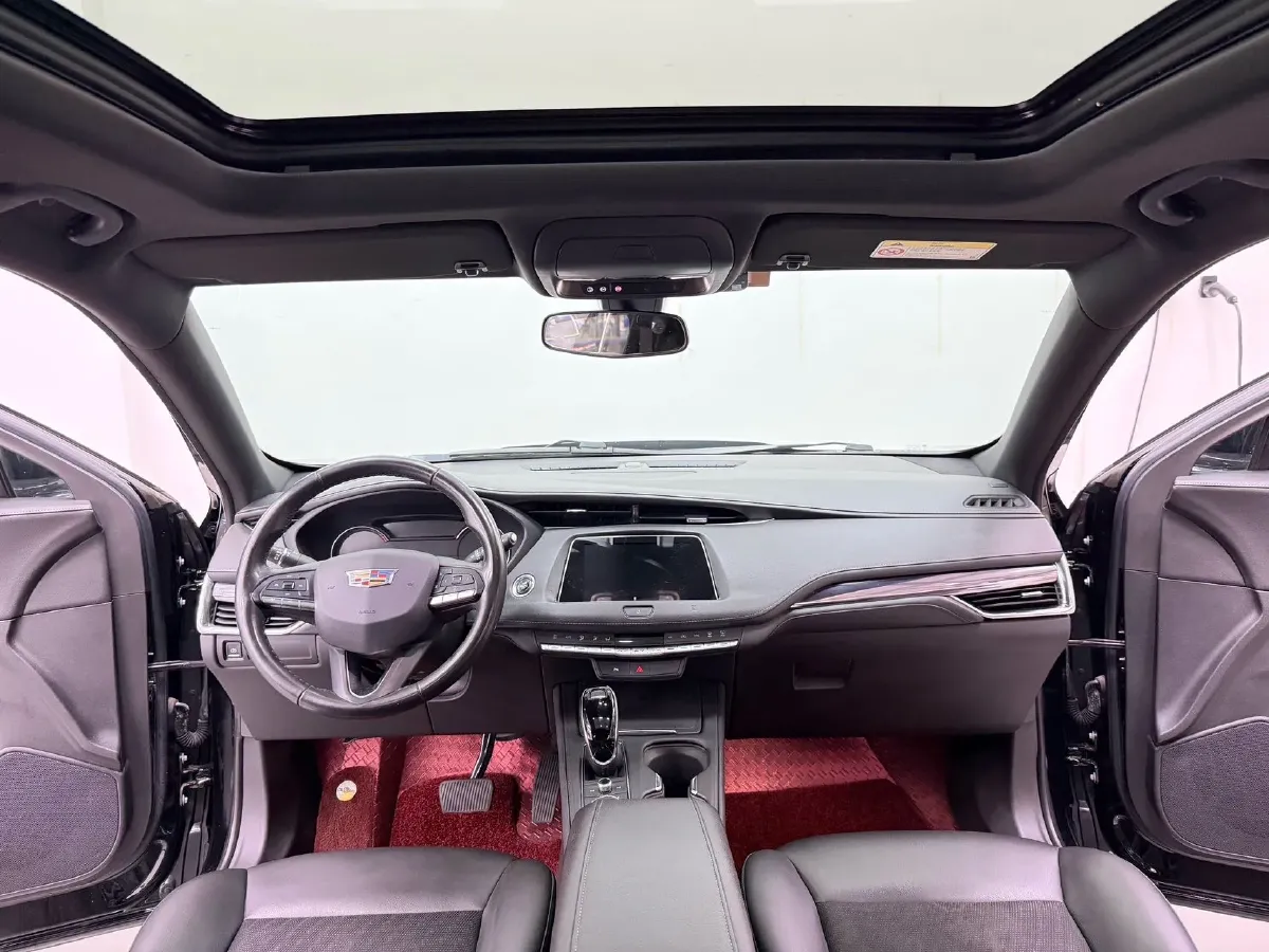 2021 Cadillac XT4 2.0T 237HP L4 9AT,autocango,china used car exporter,china ev exporter,chinese used car exporter,chinese used ev exporter
