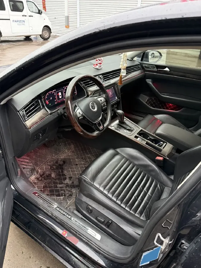 2018 Volkswagen Magotan 1.8T 180HP L4 7DCT,autocango,china used car exporter,china ev exporter,chinese used car exporter,chinese used ev exporter