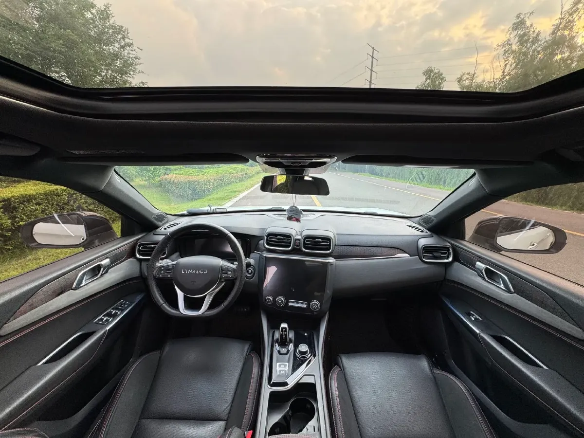 2018 LYNK&CO 02 1.5T 180HP L3 7DCT,autocango,china used car exporter,china ev exporter,chinese used car exporter,chinese used ev exporter