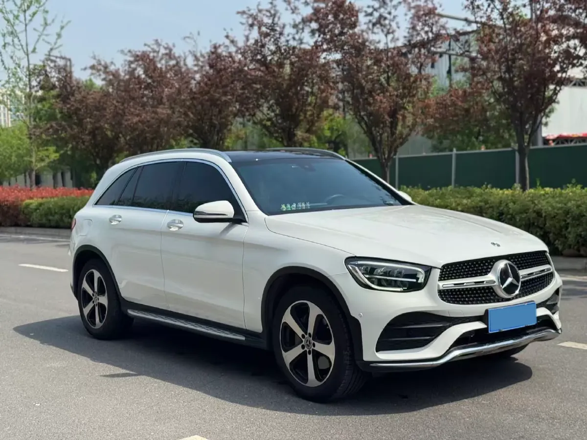 2022 Mercedes-Benz GLC Class 2.0T 197HP L4 9AT,autocango,china used car exporter,china ev exporter,chinese used car exporter,chinese used ev exporter