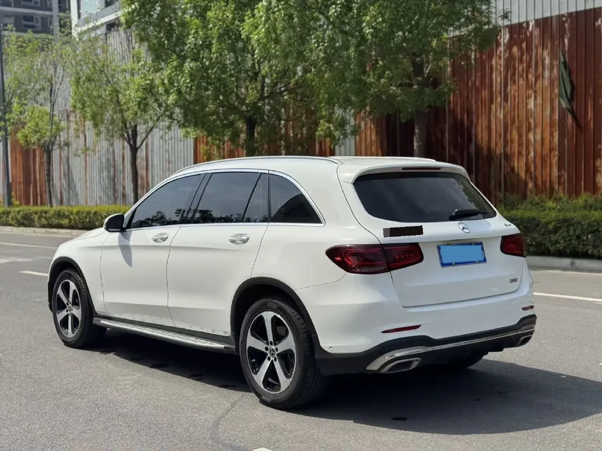 2022 Mercedes-Benz GLC Class 2.0T 197HP L4 9AT,autocango,china used car exporter,china ev exporter,chinese used car exporter,chinese used ev exporter