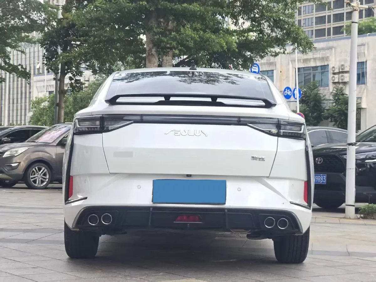 2023 DongFeng Aeolus YiXuan 1.5L 125HP L4 6DCT,autocango,china used car exporter,china ev exporter,chinese used car exporter,chinese used ev exporter