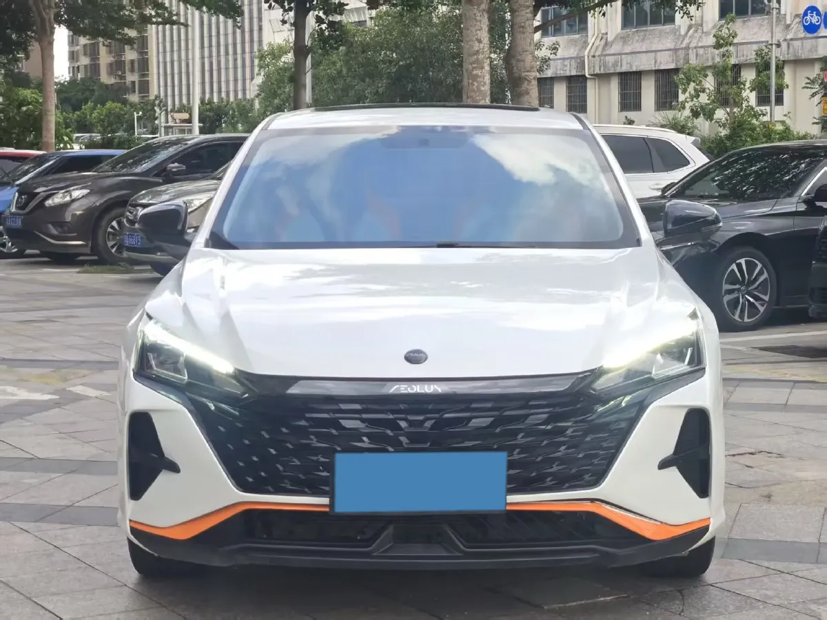 2023 DongFeng Aeolus YiXuan 1.5L 125HP L4 6DCT,autocango,china used car exporter,china ev exporter,chinese used car exporter,chinese used ev exporter