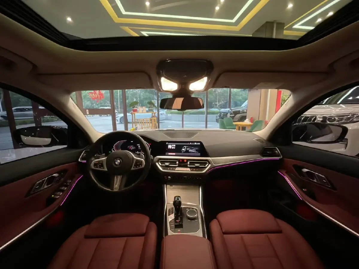 2021 BMW 3 Series 2.0T 184HP L4 8AT,autocango,china used car exporter,china ev exporter,chinese used car exporter,chinese used ev exporter